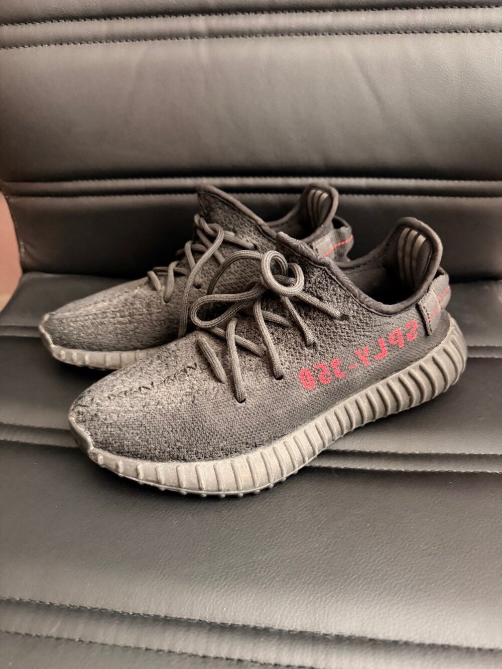 Yeezy Sneakers 6